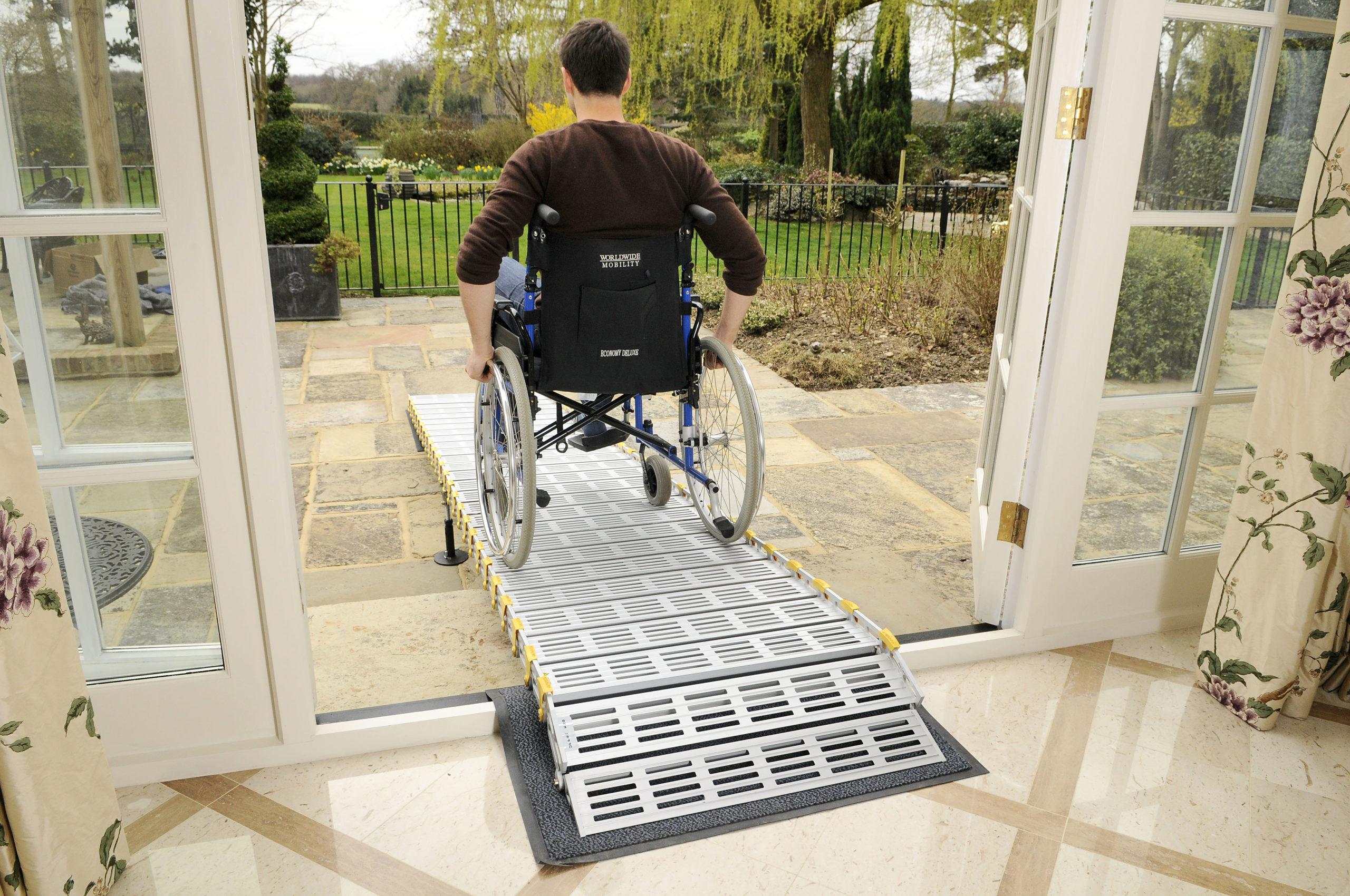 travel wheelchair ramp