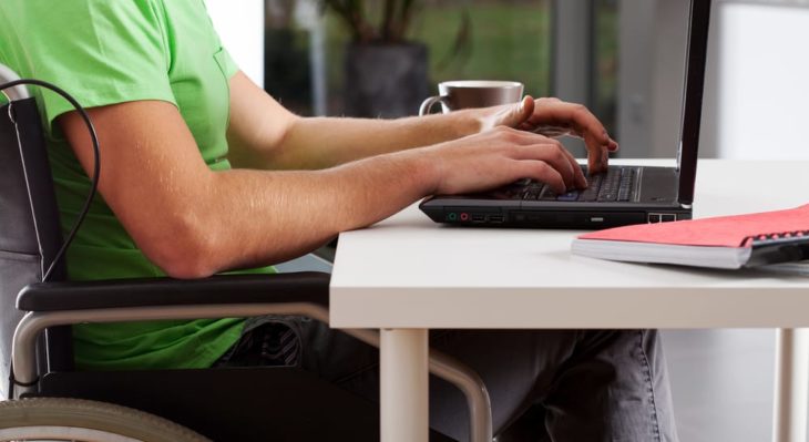 wheelchair user using online tools and apps